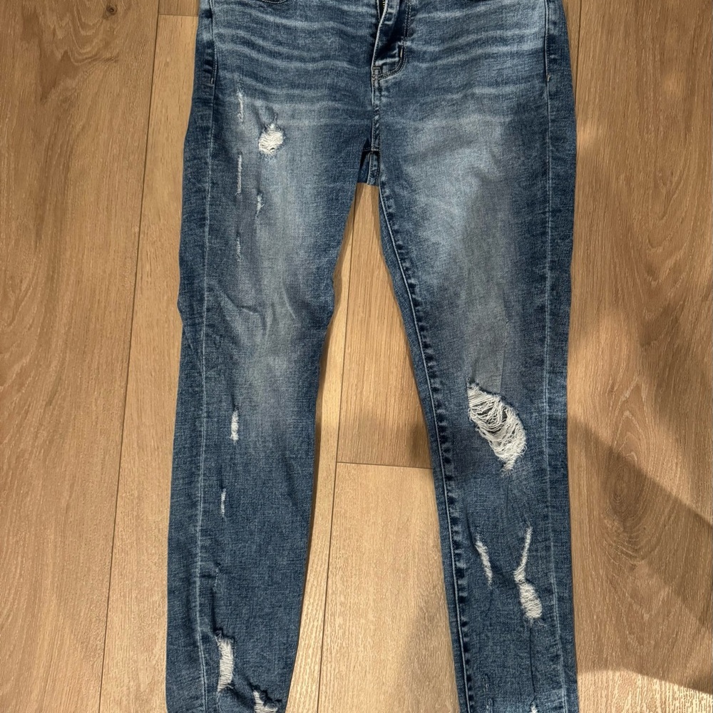 BKE Blue Skinny Jeans with Distressed Details